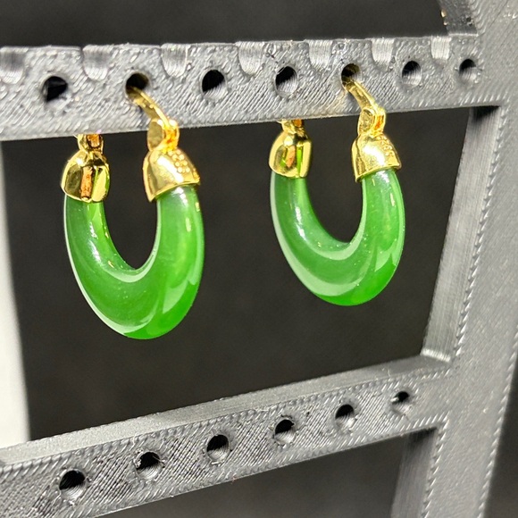 silver city oasis Jewelry - 925 Sterling Silver Gold Finish Green Jade Earrings